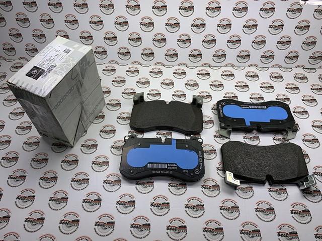 Гальмівні колодки A0004204603 MERCEDES