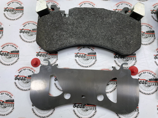 Колодки гальмівні дискові комплект A0004204804 MERCEDES
