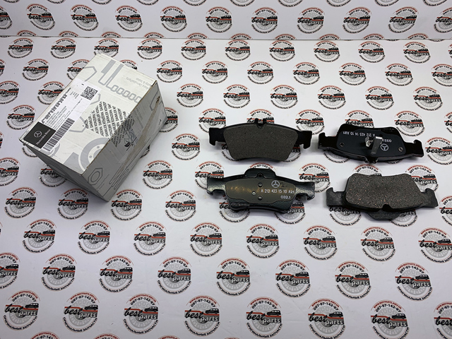Колодки на гальмо задній дисковий A0054209420 MERCEDES