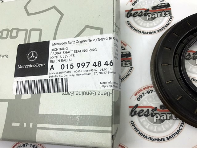 Сальник хвостовика редуктора заднього моста A0159974846 MERCEDES