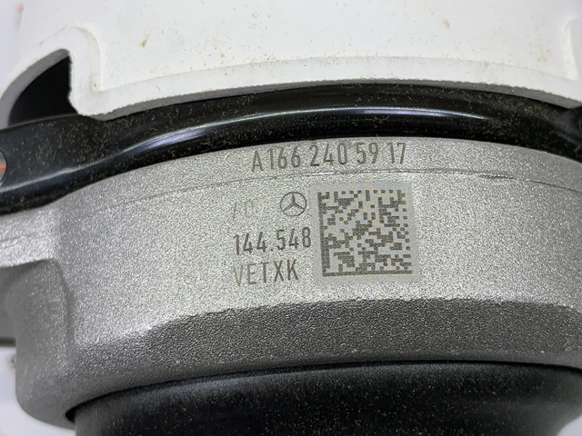 Права опора двигуна A1662404917 MERCEDES