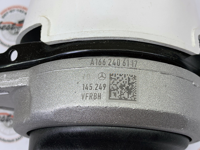 Права опора двигуна A1662406117 MERCEDES