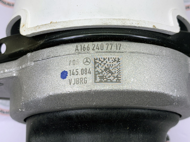 Ліва подушка двигуна A1662407717 MERCEDES