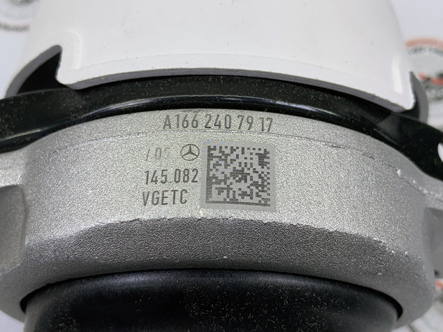Права опора двигуна A1662407917 MERCEDES
