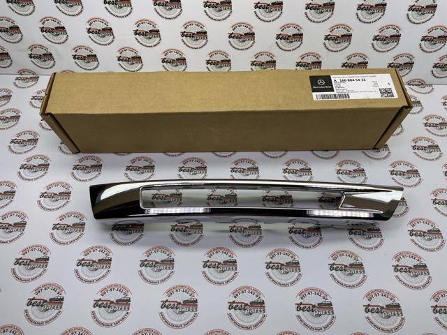 Переднє праве ікло бампера A1668845422 MERCEDES