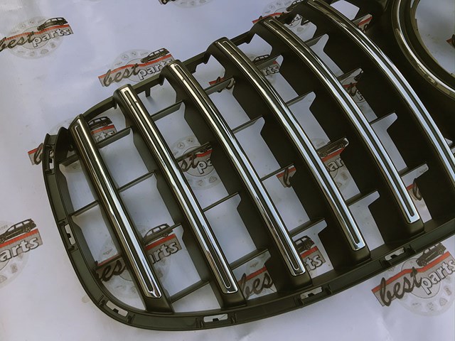 Захисна решітка радіатора A1678889200 MERCEDES