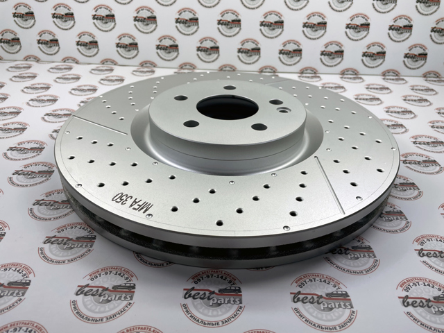 Диск переднього гальма A1764210212 MERCEDES