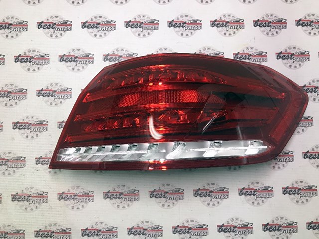 Фара задня права зовнішня A2129068802 MERCEDES