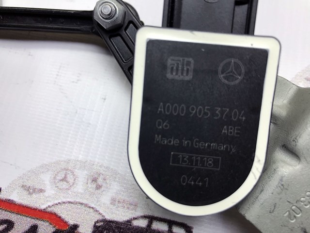Датчик рівня положення кузова, передній лівий A2139053302 MERCEDES