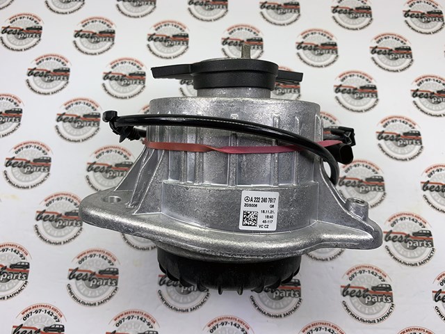 Права подушка мотора A2222407617 MERCEDES