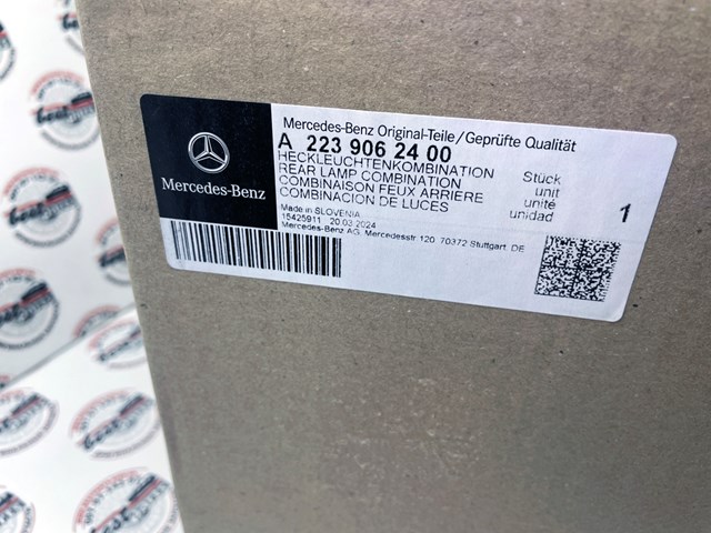 Стоп задній A2239062400 MERCEDES