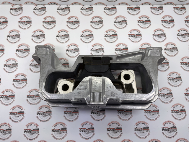 Права подушка двигуна A2462402417 MERCEDES
