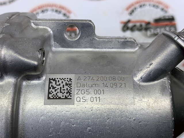Водяний насос A2742000301 MERCEDES