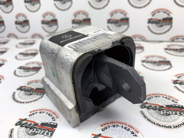 Подушка КПП A6392420013 MERCEDES