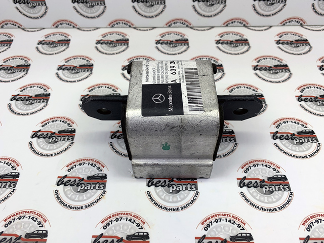 Опора кпп A6392420013 MERCEDES