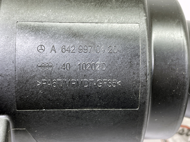 Патрубок повітряний, вихід з турбіни (наддув) A6421400687 MERCEDES