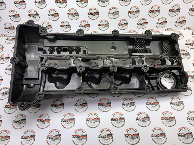 Кришка клапанна A6510109018 MERCEDES