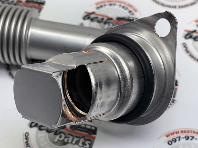 Патрубок системи рециркуляції ВГ A654140080264 MERCEDES