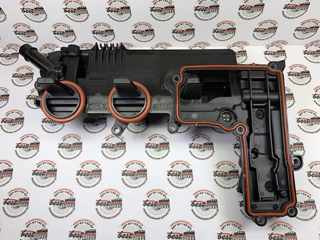 Кришка клапанна LR004200 LAND ROVER