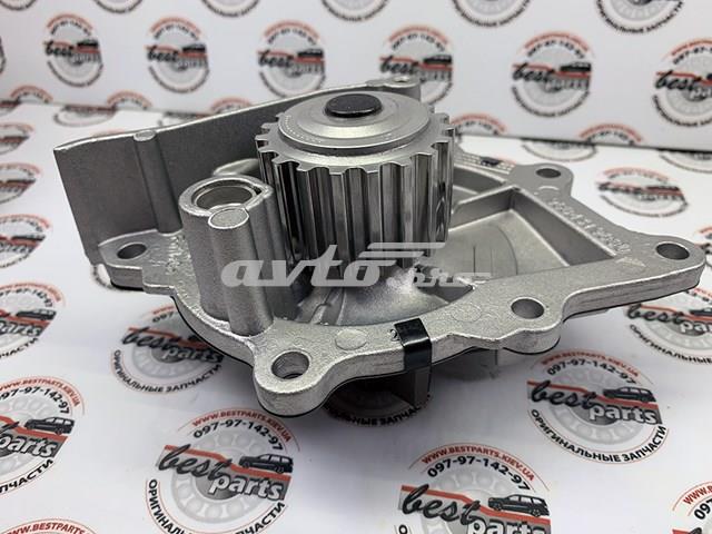 Помпа водяна, (насос) охолодження LR011694 LAND ROVER