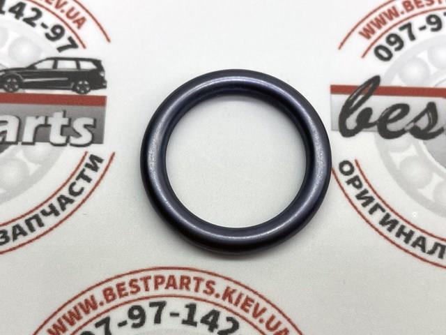 Прокладка кронштейна маслянного фільтра LR013151 LAND ROVER