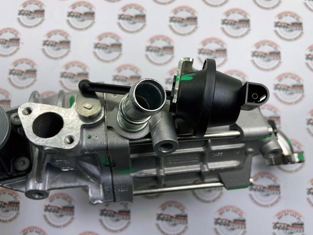 Байпасний клапан EGR, рециркуляції газів LR018753 LAND ROVER