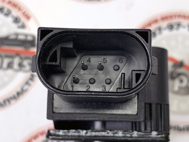 Датчик рівня положення кузова, передній лівий LR020155 LAND ROVER