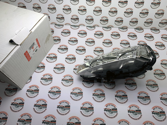 Туманка ліва LR026090 LAND ROVER