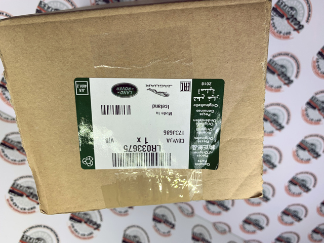 Корпус термостата в зборі LR033675 LAND ROVER