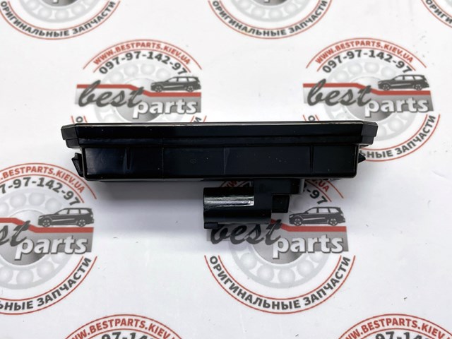 Ліхтар освітлення номерного знака LR037612 LAND ROVER