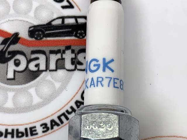 Свічки LR050998 LAND ROVER