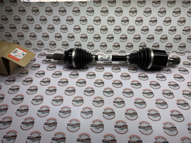 Привід лівий LR061554 LAND ROVER