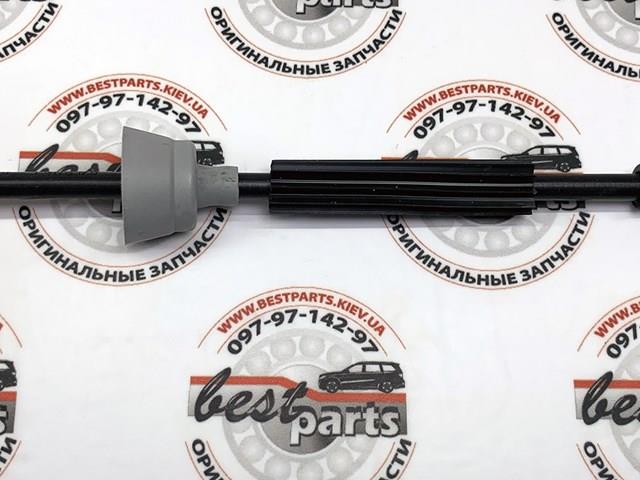 Трос замка дверей передніх лівих LR077469 LAND ROVER
