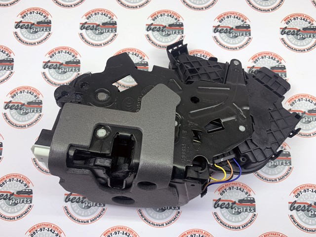Замок дверей водія LR078728 LAND ROVER