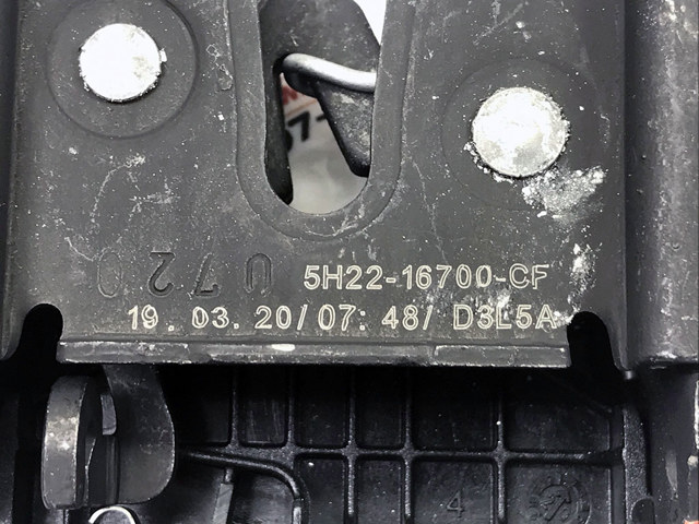 Замок капота LR138826 LAND ROVER