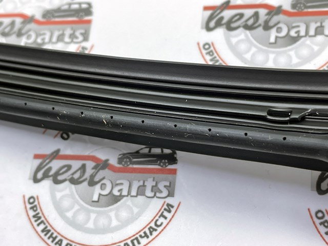 Щітка двірника права LR157017 LAND ROVER