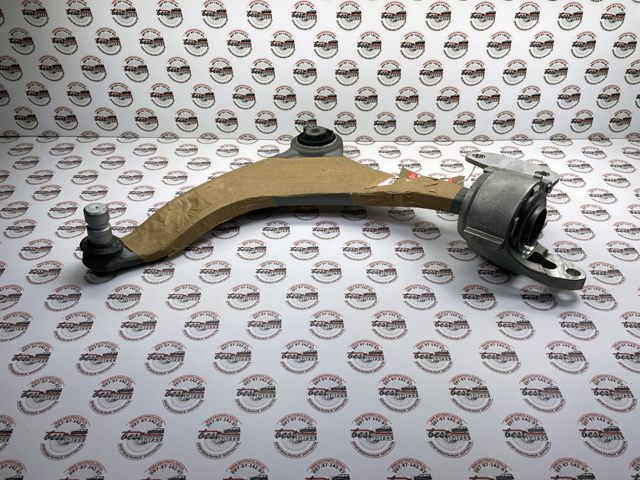 Поперечний важіль LR166007 LAND ROVER