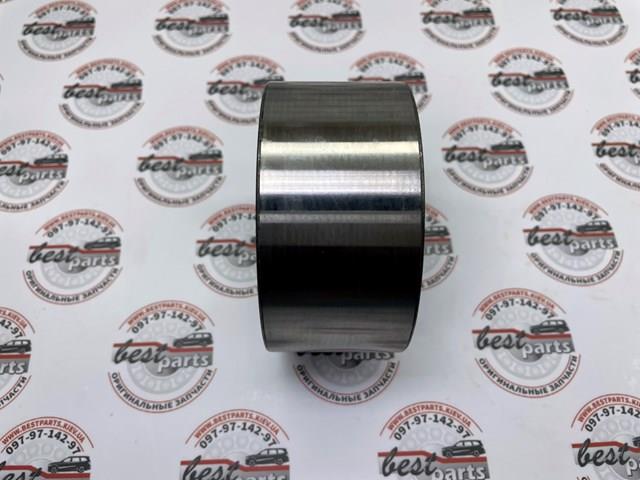 Підшипник задньої маточини LR179003 LAND ROVER