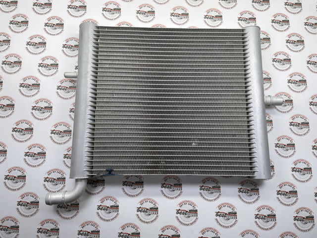 Радіатор охолодження, додатковий LR181521 LAND ROVER