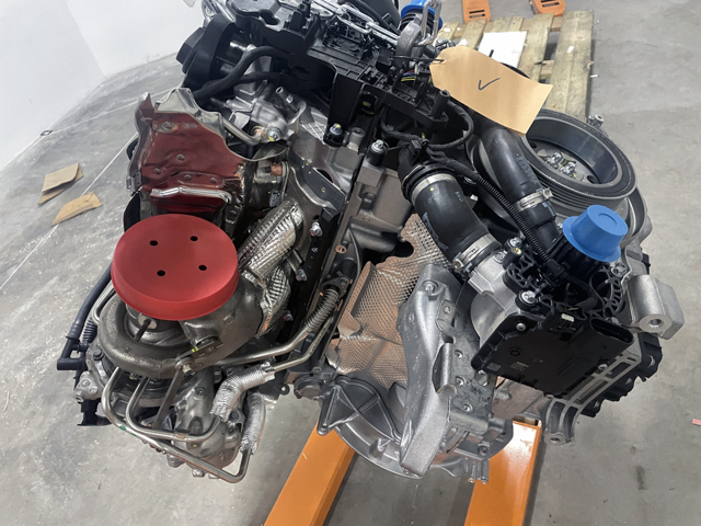 Двигун у зборі M254920 MERCEDES