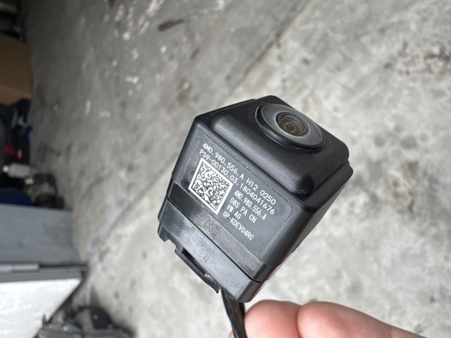 Камера системи забезпечення видимості 4M0980556A VAG