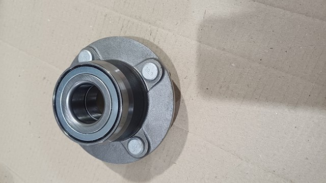 Маточина заднього колеса 5027621 FORD