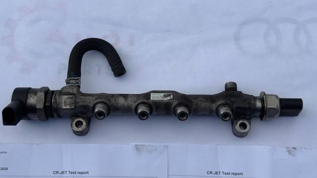 Рампа форсунок системи упорскування палива 04L089B VAG