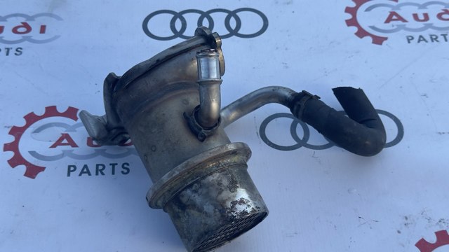 Радіатор системи рециркуляції ОГ 04L131512D VAG