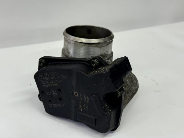Заслінка повітряна 06F133062G VAG