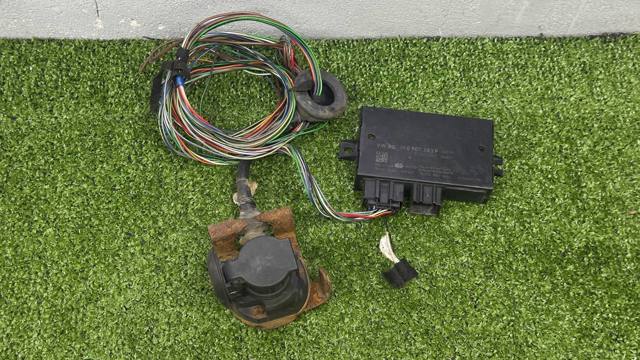 Блок керування фаркопом 1K0907383F VAG