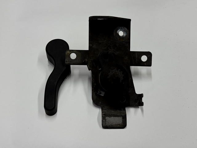Ручка відкривання капота 3V0823661C VAG