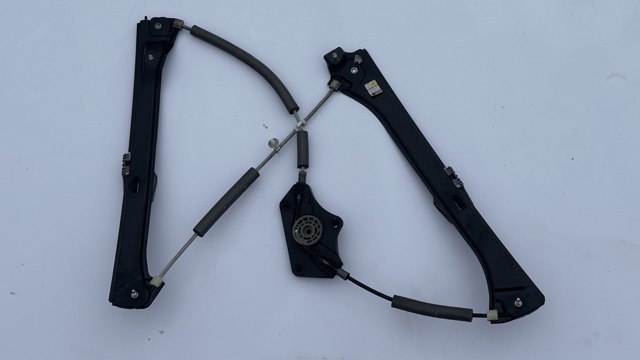 Механізм стеклопідйомника дверей передніх, лівих 3V0837461 VAG