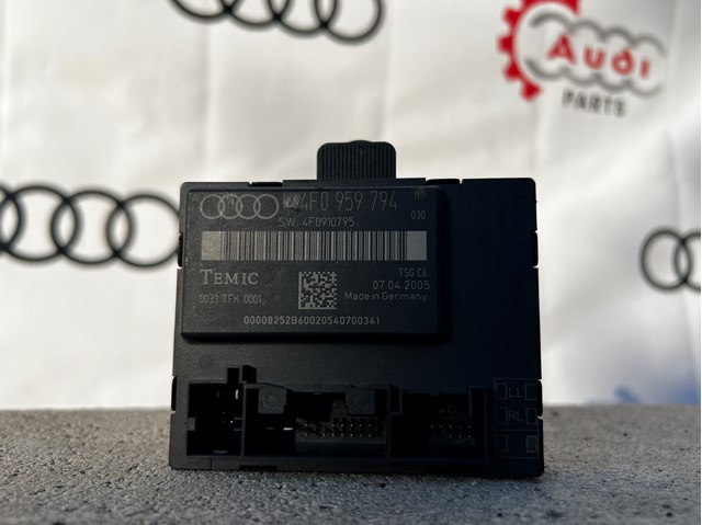 Блок комфорту задніх дверей 4F0959794 VAG