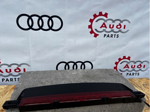 Ліхтар сигналу гальмування Audi A6 C6